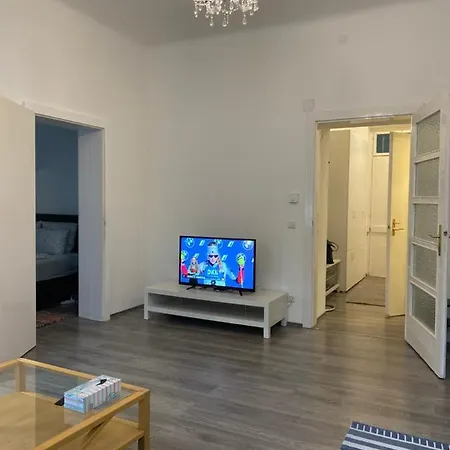 Nice Apartment Between Schoenbrunn And Karlsplatz Vienna Exterior photo